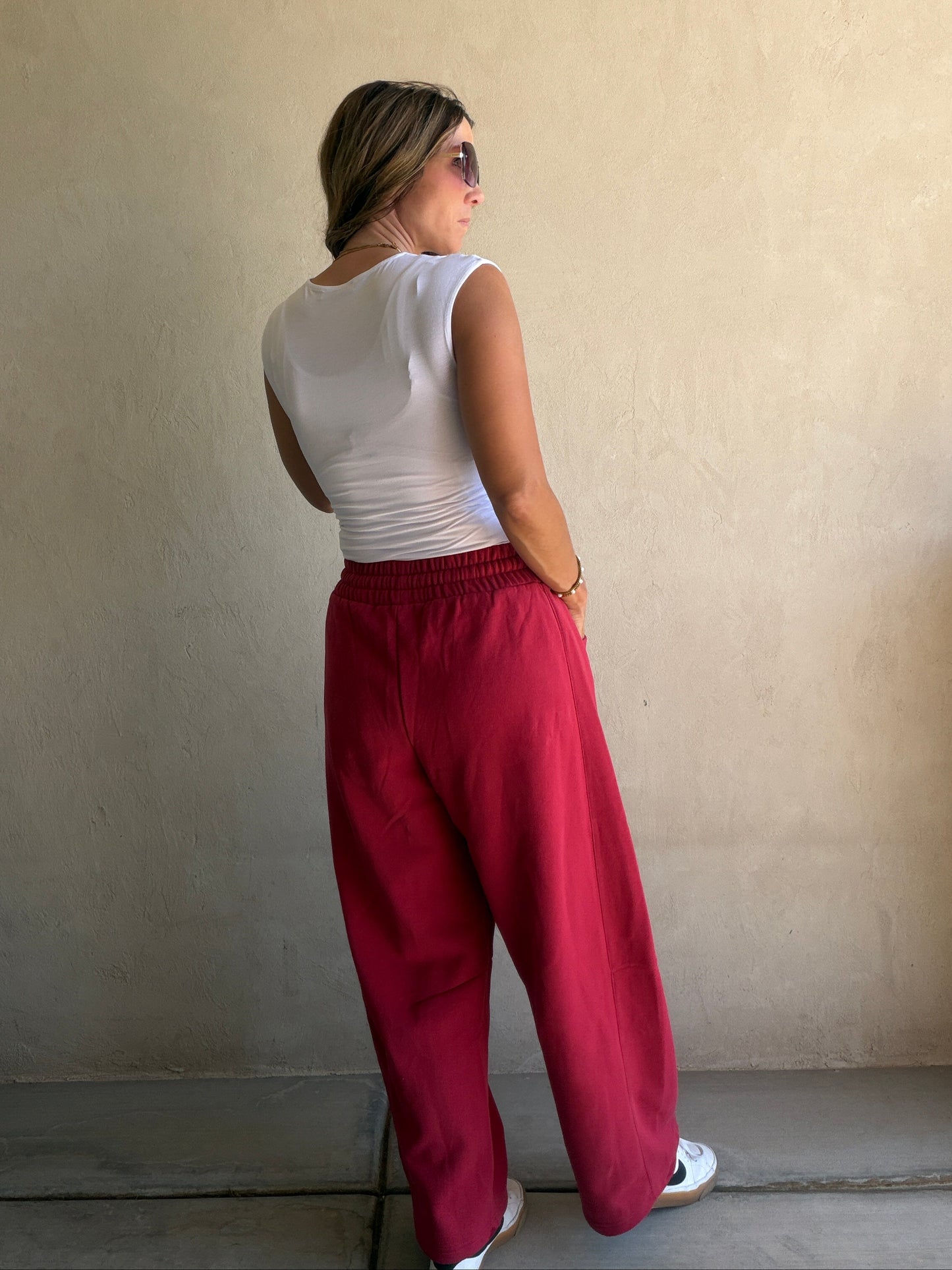 Barrel Sweatpants in Crimson