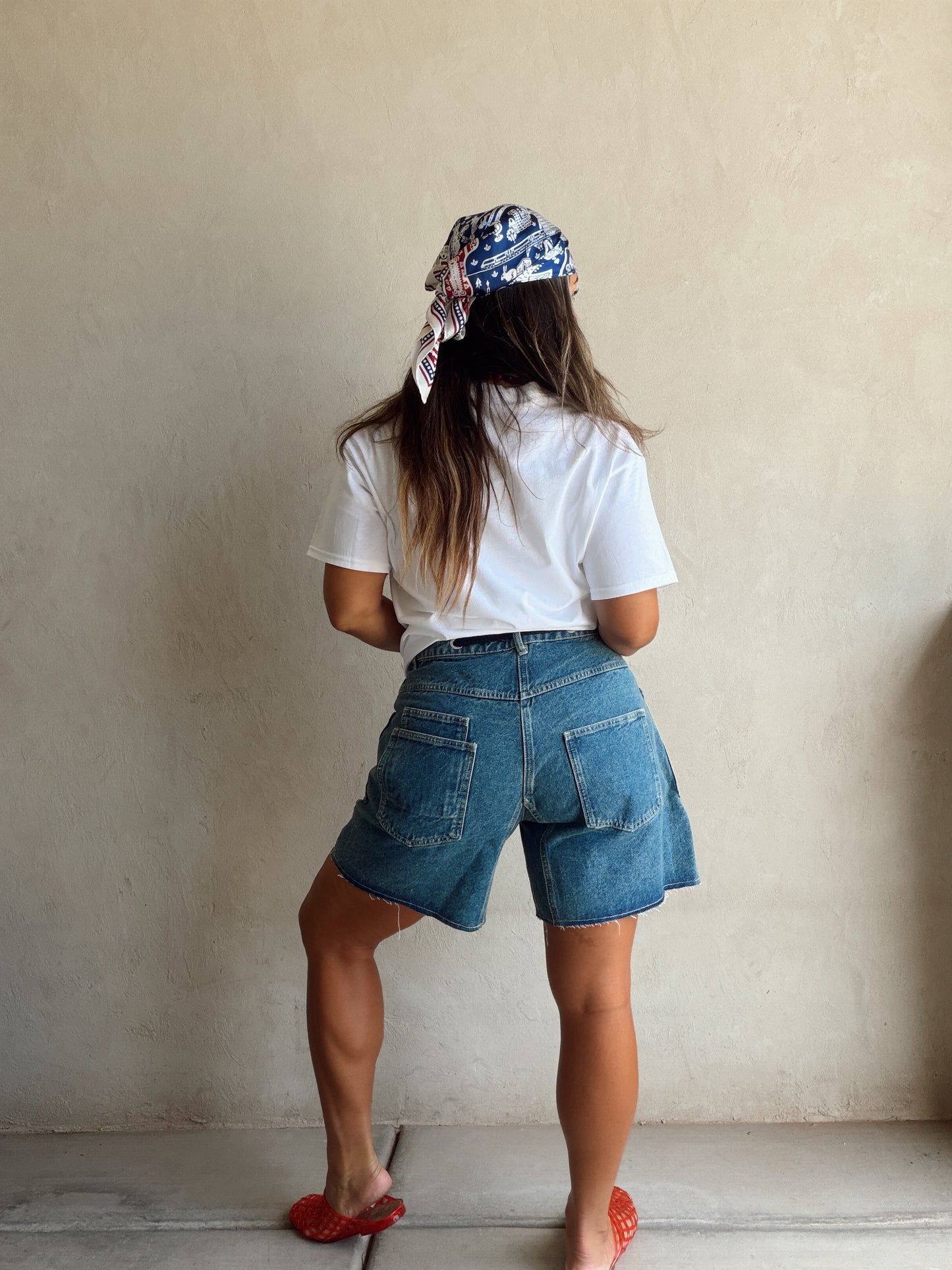 Kendra Barrel Shorts in Medium Wash