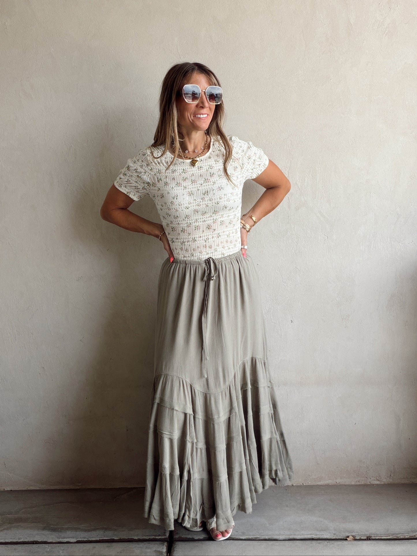 Andrea Fitted Floral Top in Cream