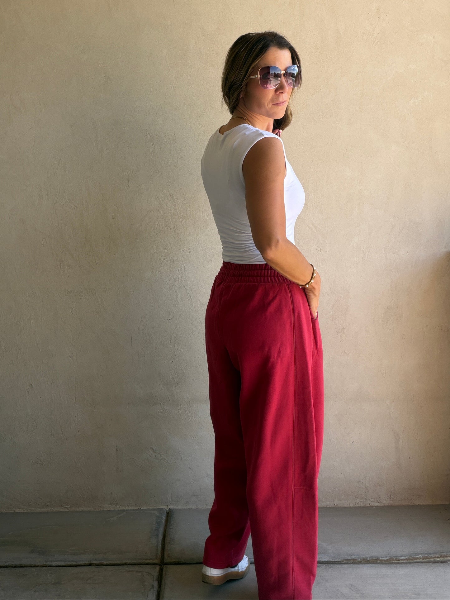 Barrel Sweatpants in Crimson
