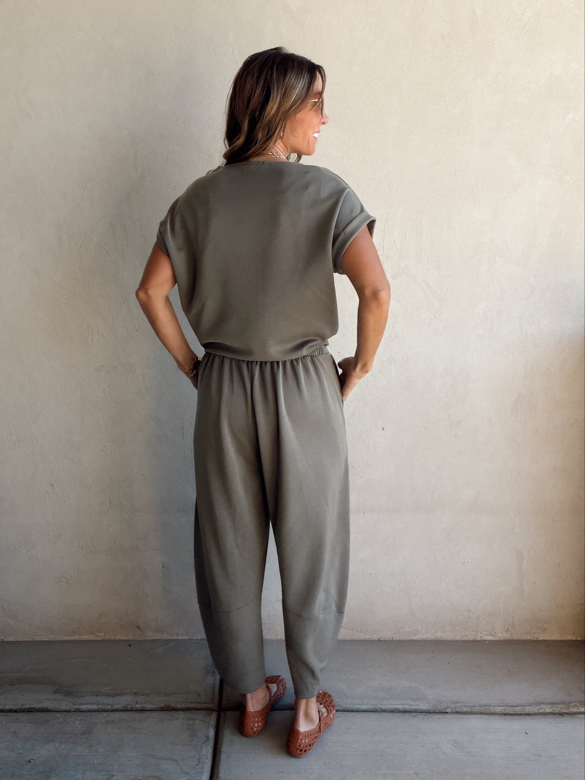 Keri Set in Olive Gray