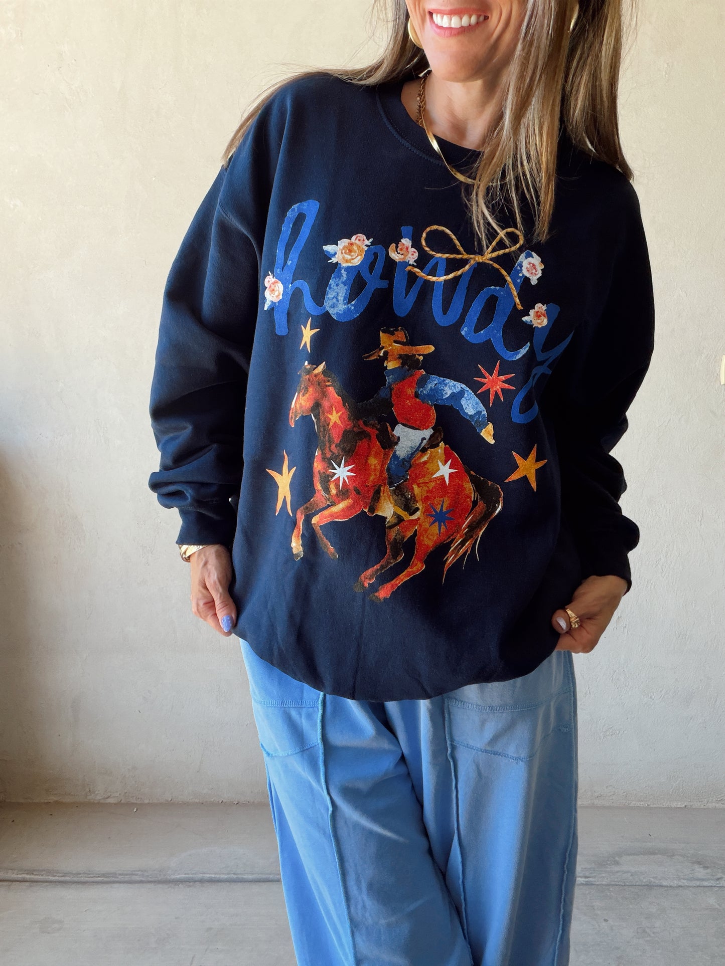 Howdy Sweatshirt in Navy