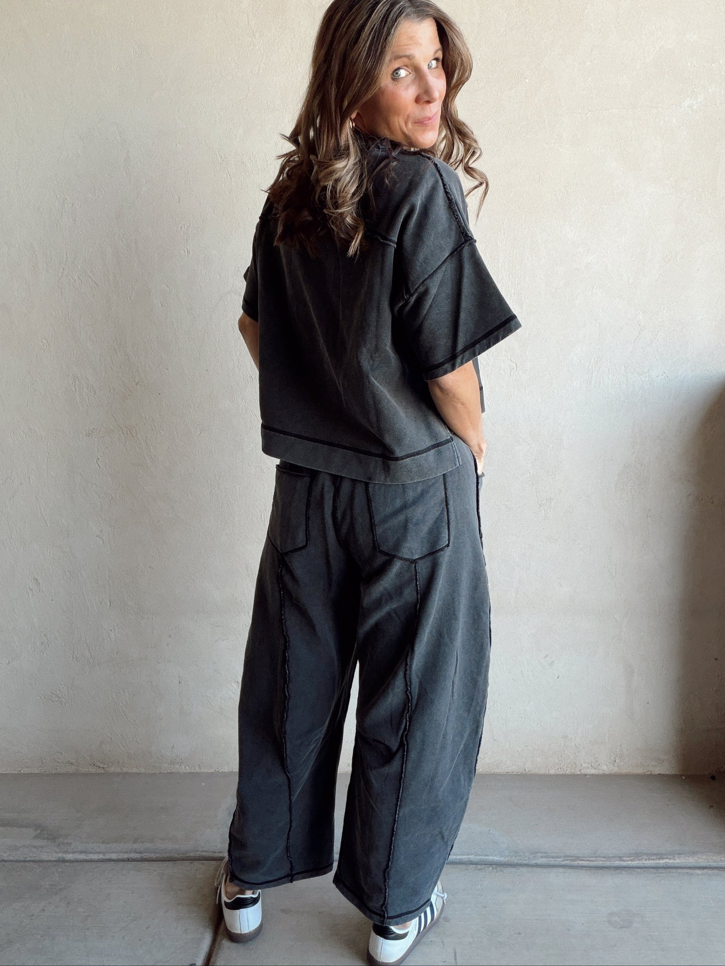 Clara Set in Mineral Washed Black (Won’t Ship Until 12/23)