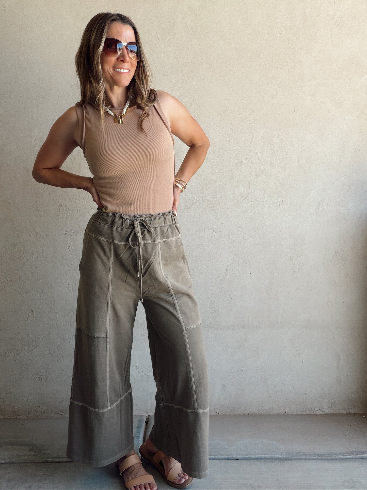 Sandy Pants in Brown