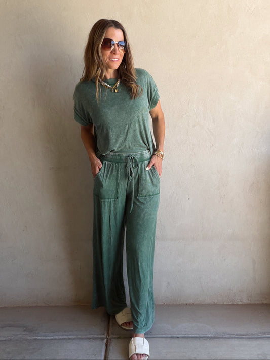 Raelyn Ribbed Mineral Washed Set in Green