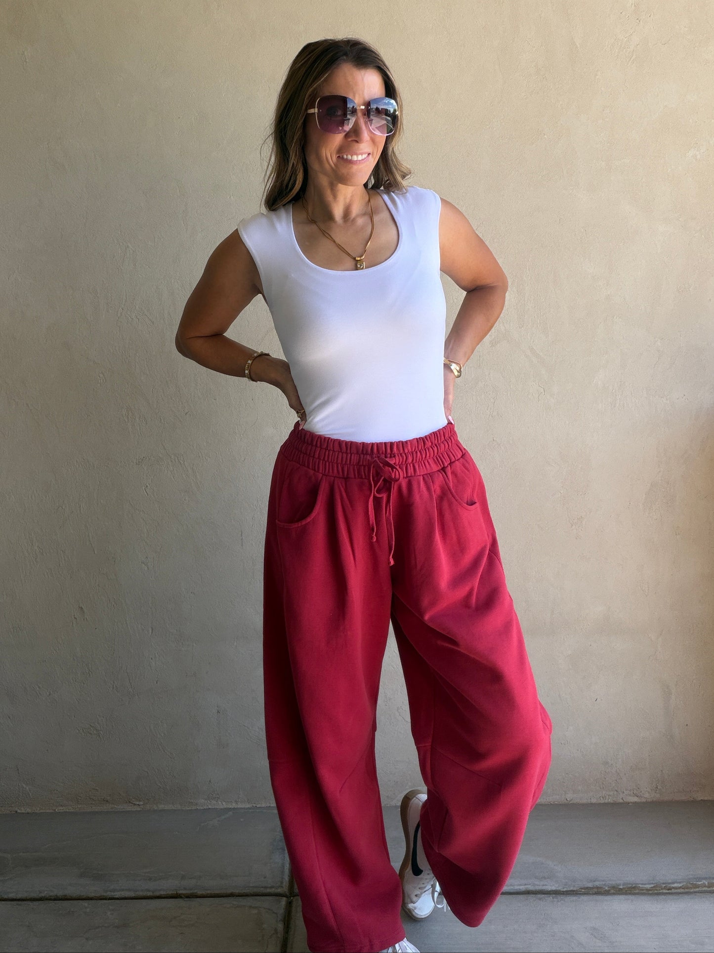 Barrel Sweatpants in Crimson