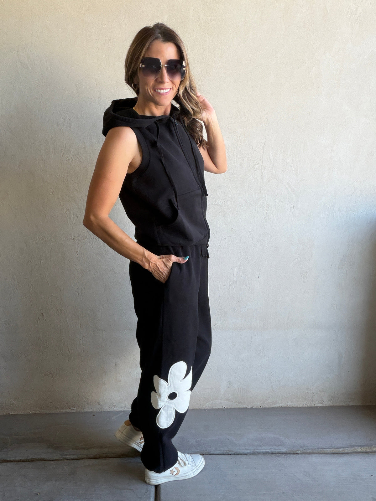 Flower Set in Black
