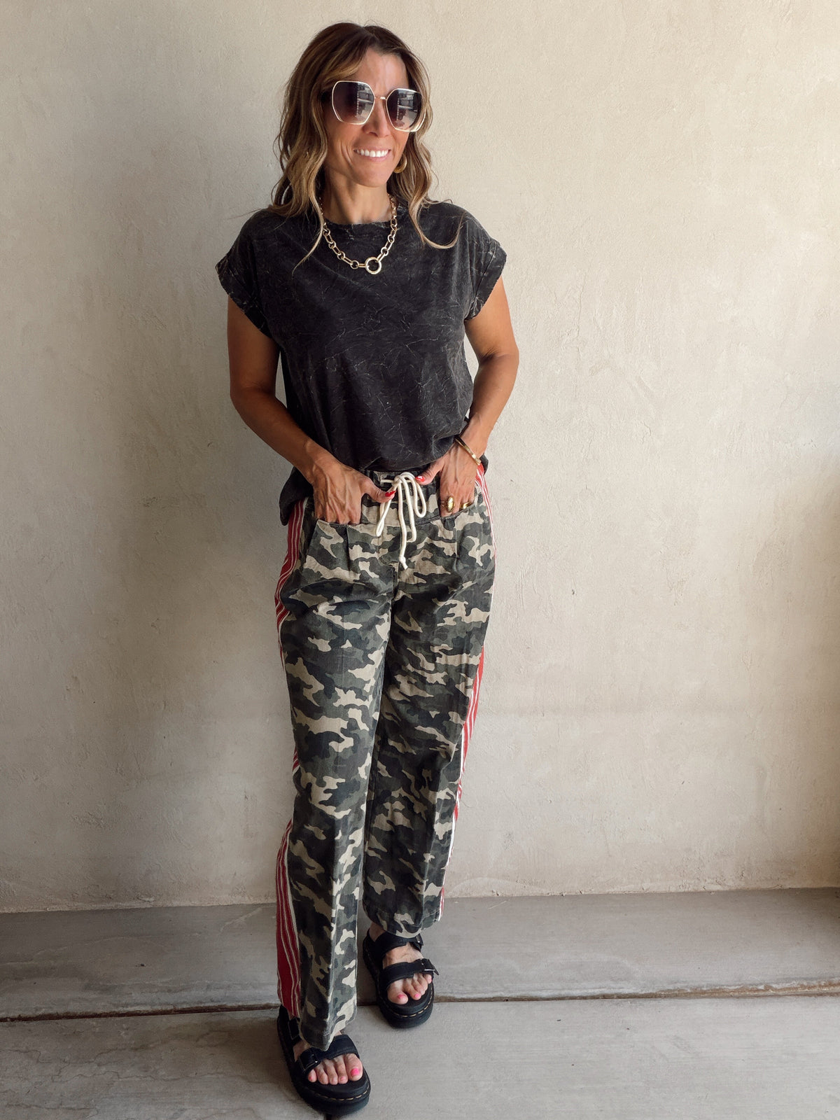 Amber Mineral Washed Top in Black