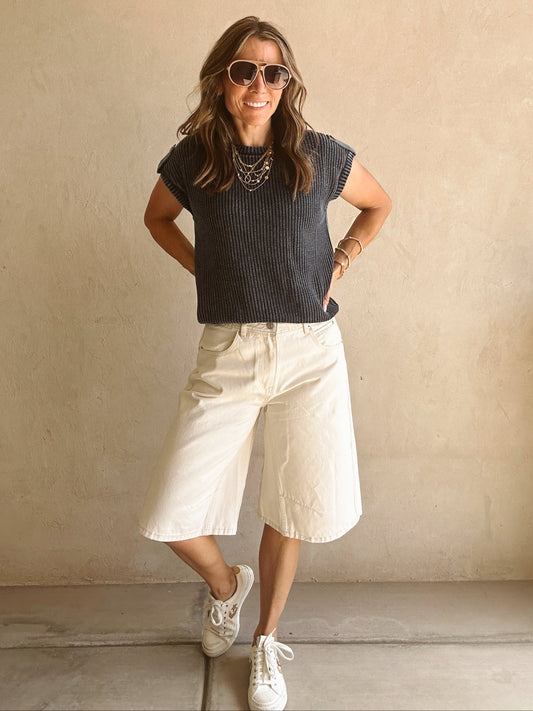 Bella Bermuda Shorts in Cream