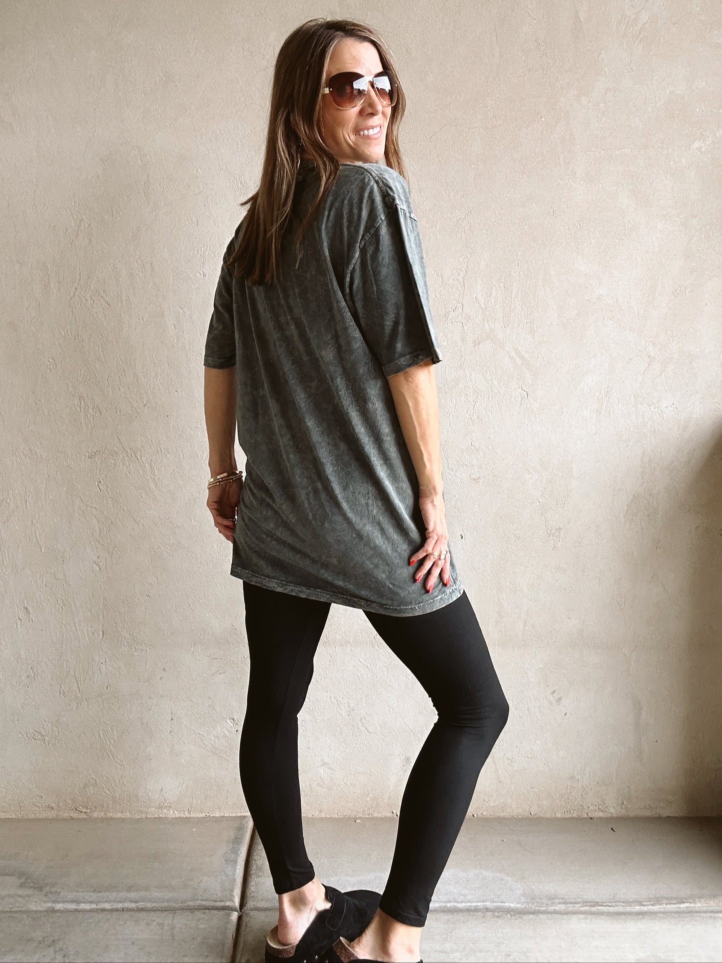 Dreamer Tee in Acid Wash Charcoal