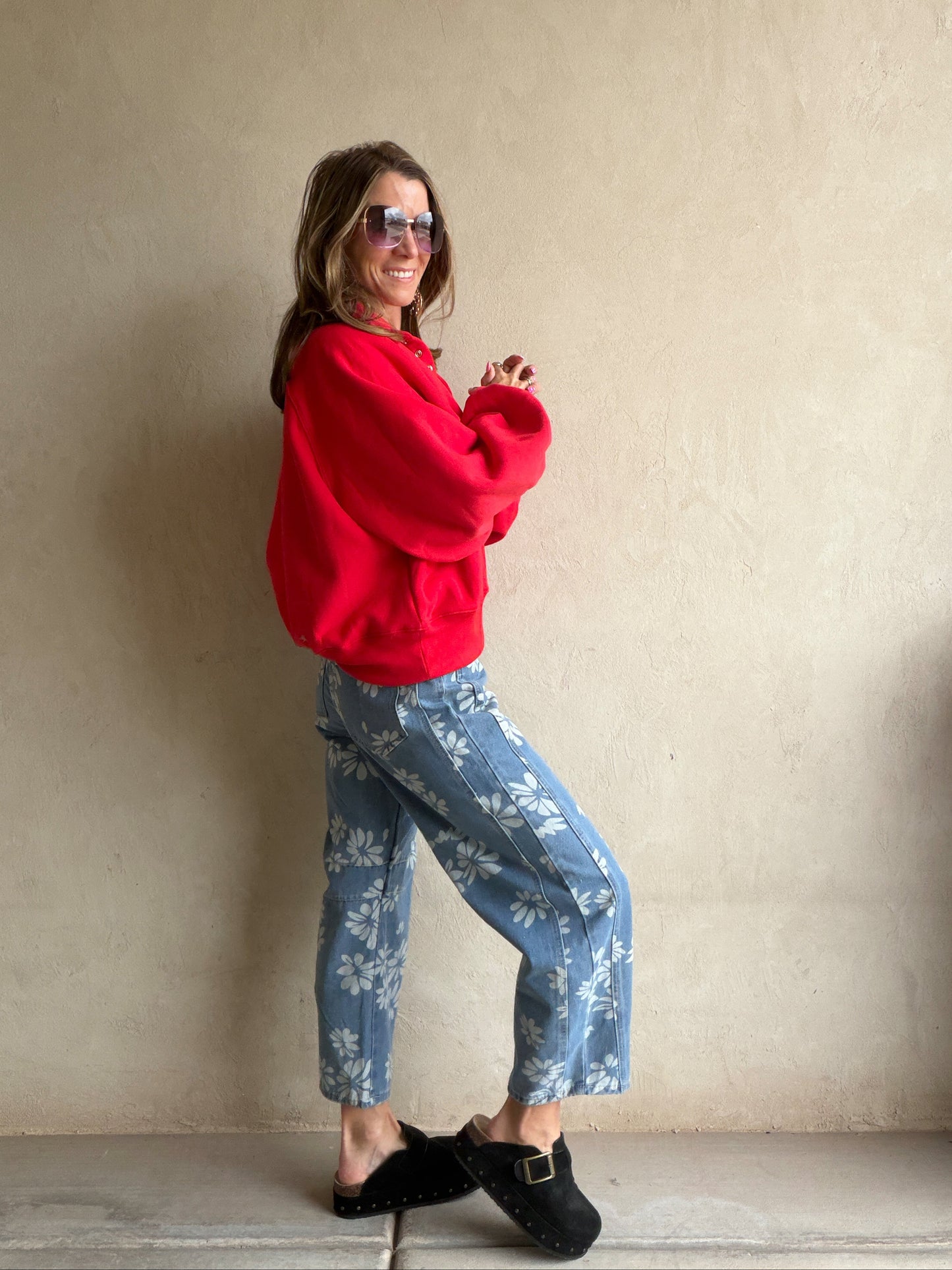 Kaylani Sweatshirt in Red