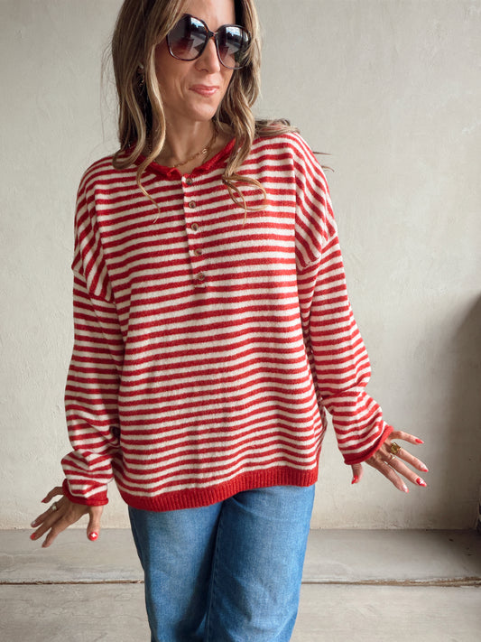 Hanna Henley Sweater in Red