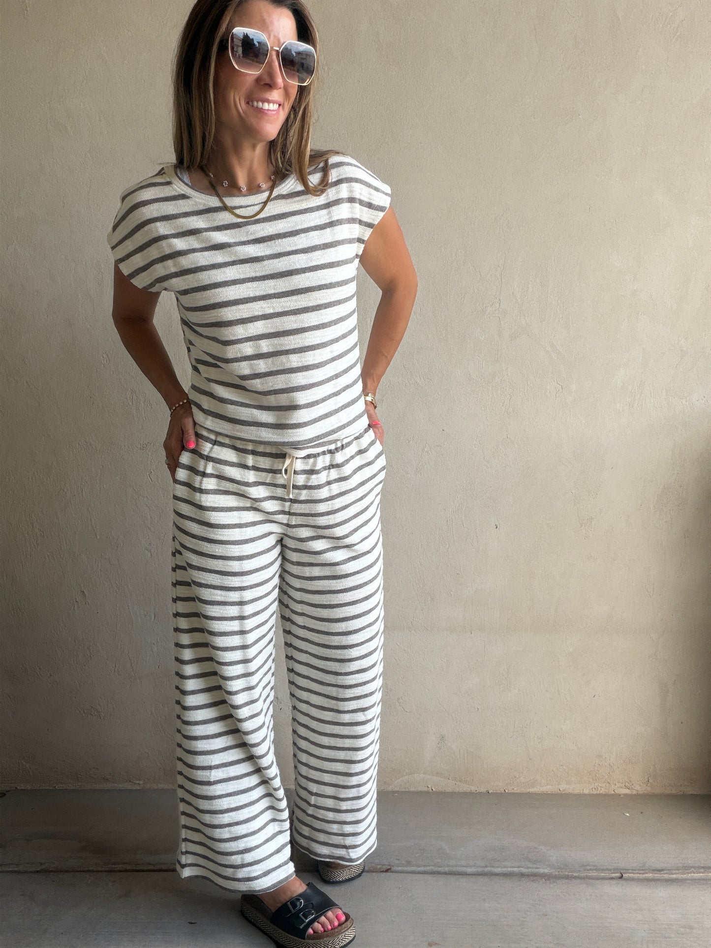 Krystal Set in Ivory & Charcoal