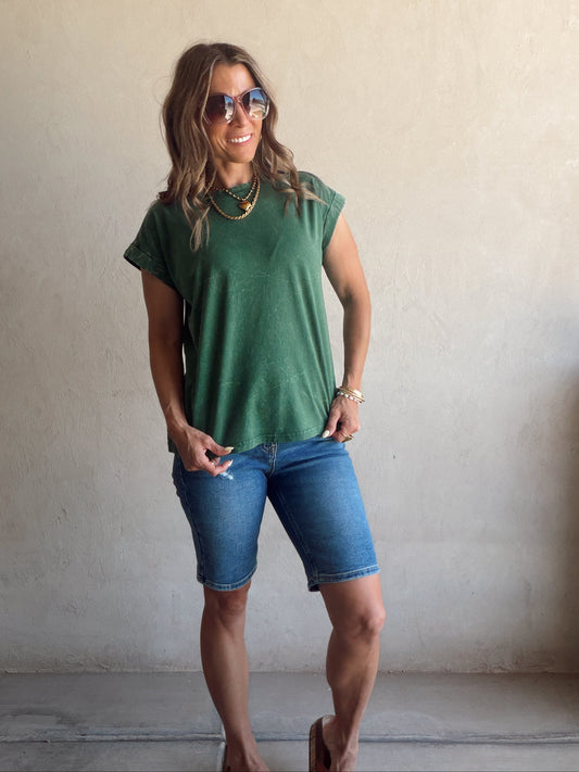 Amber Mineral Washed Top in Evergreen