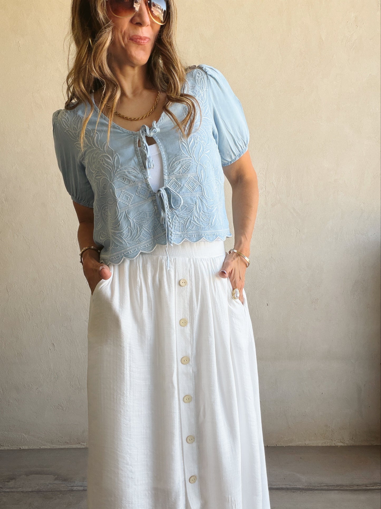 Kynlee Skirt in Linen White