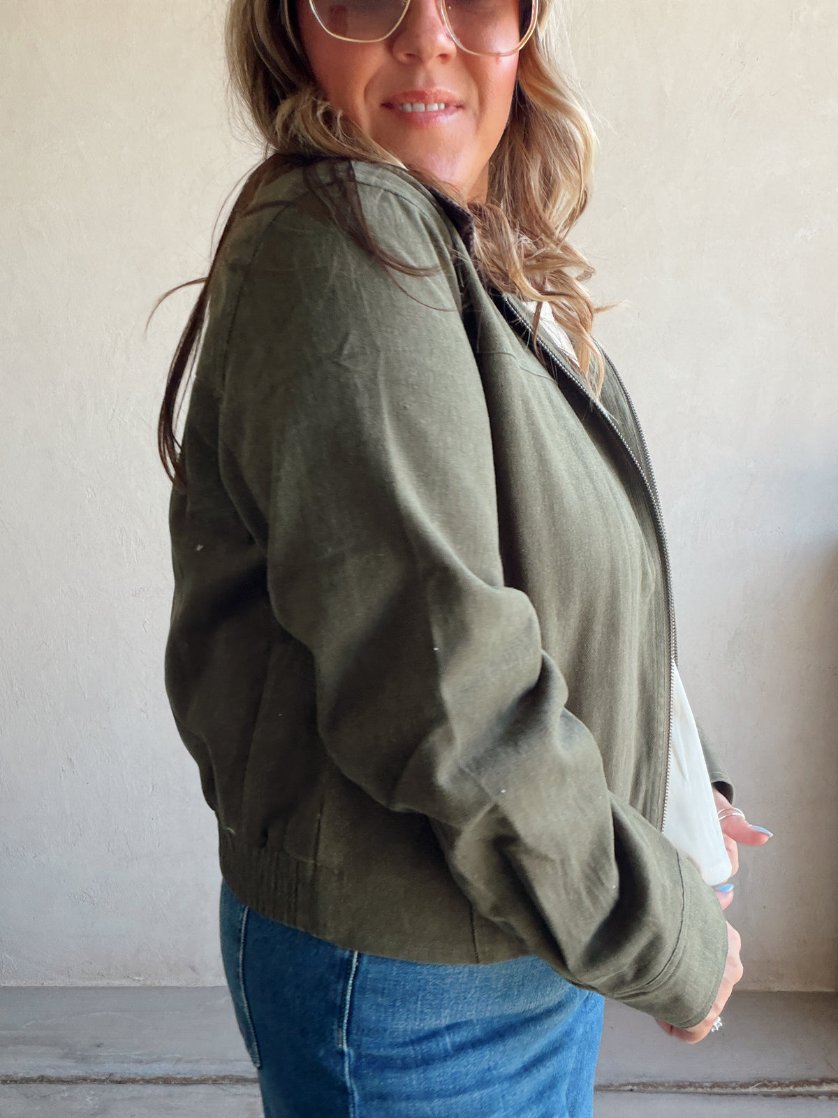 Emma Barn Cropped Jacket in Olive