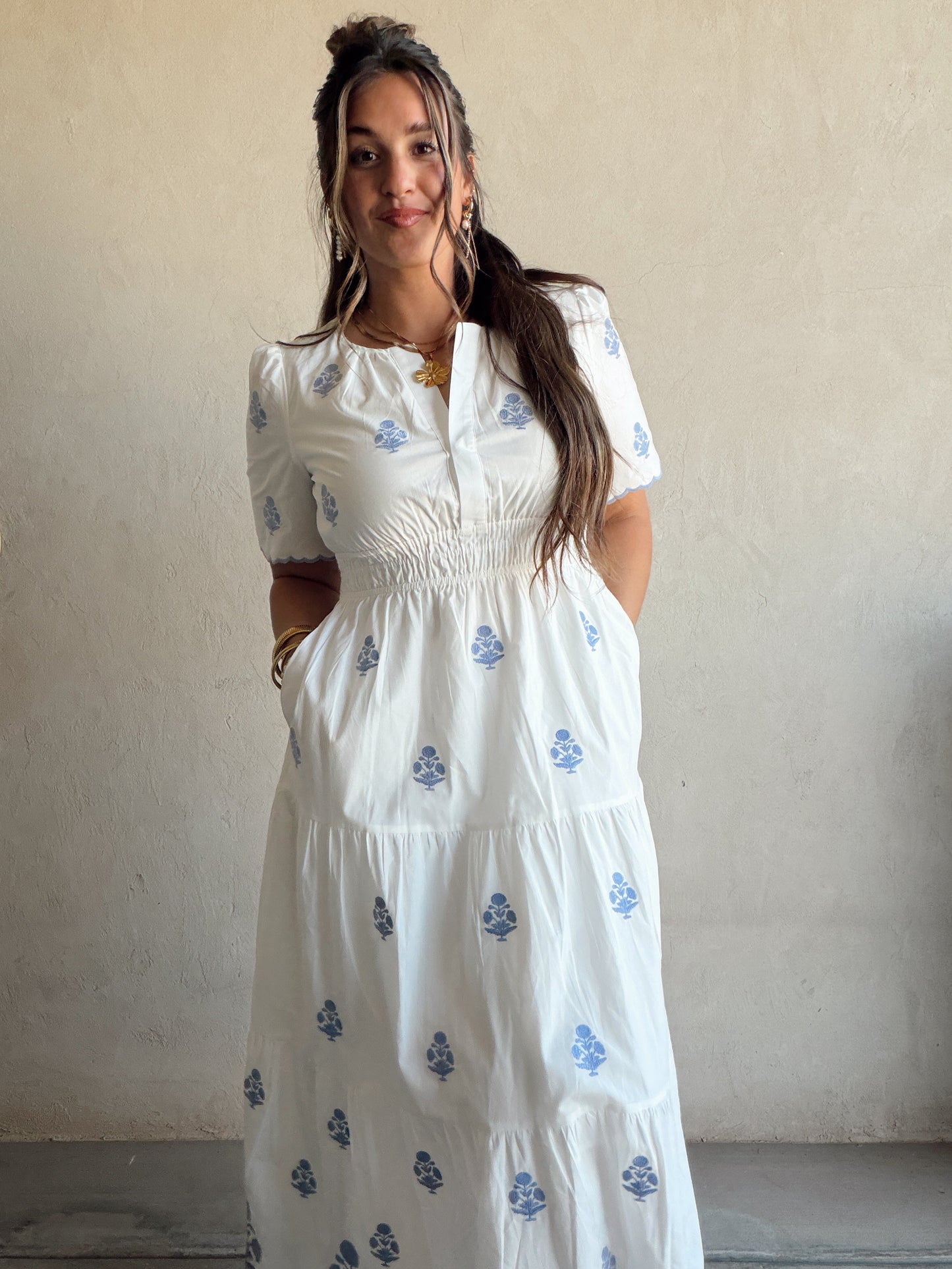 Perry Floral Dress in White & Blue