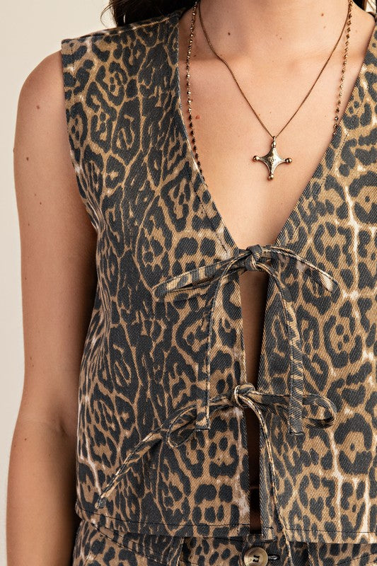 Layla Tie Vest in Leopard