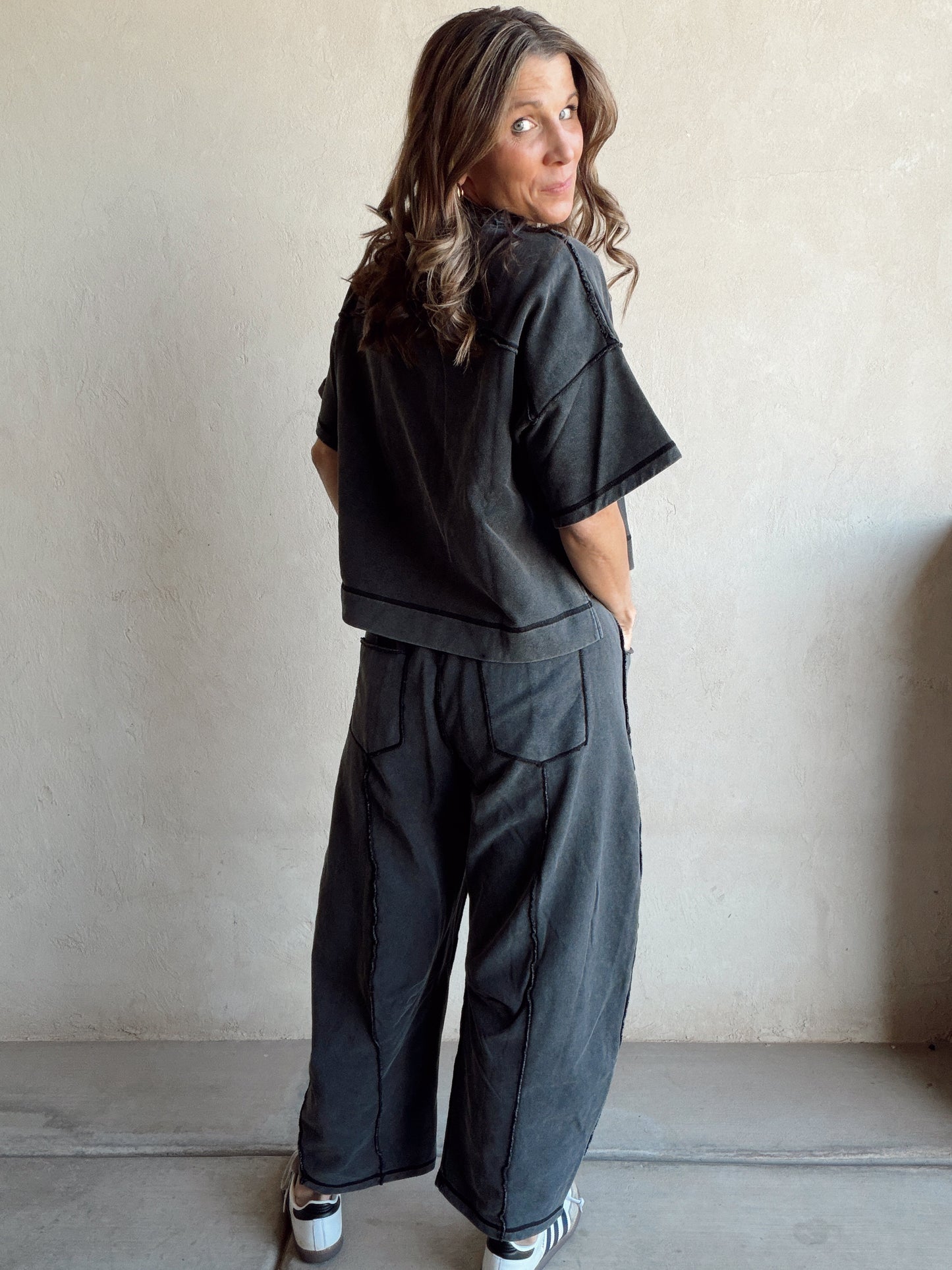 Clara Set in Mineral Washed Black (Won’t Ship Until 12/23)