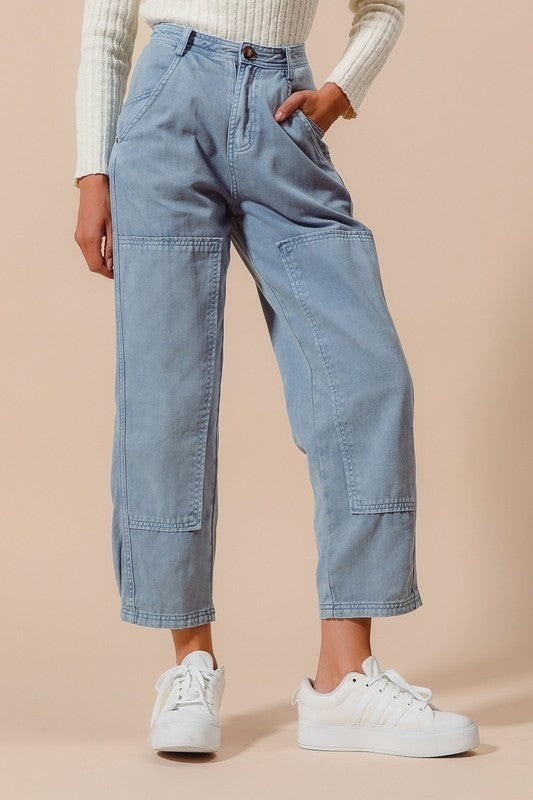 Shay Mineral Wash Barrel Jeans in Blue