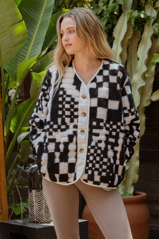 Bella V-Neck Jacket in Black & White